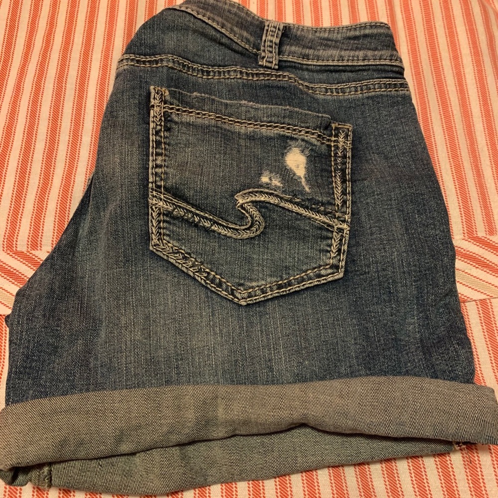 Silver Sam Short